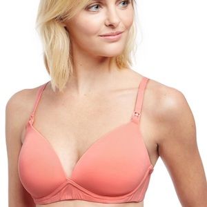 3/$20 Sale! 🌞 Motherhood Nursing Bra